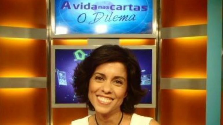 Carla Duarte apresenta o programa &quot;A Vida nas Cartas - O Dilema&quot; na SIC