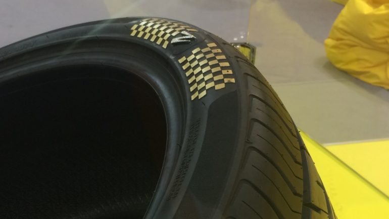 Cada pneu destes custa cerca de 135 mil euros