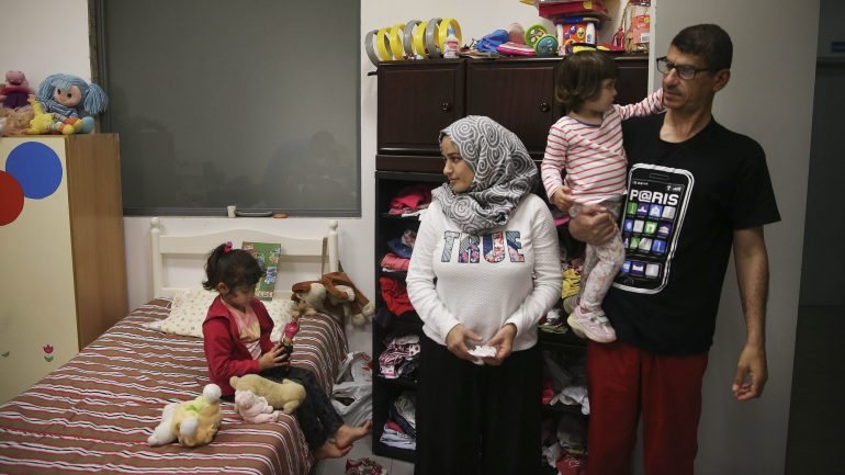 A família Darwih foi a primeira família de refugiados provenientes da Síria a ser acolhida no Centro Comunitário da Confraria da Nossa Senhora da Nazaré