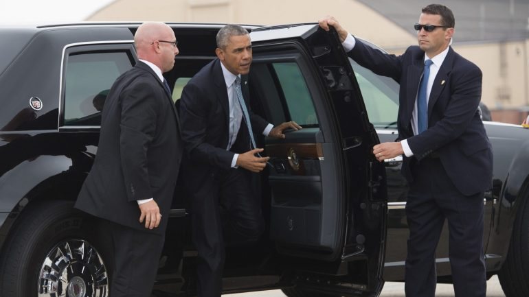 Os Serviços Secretos, responsáveis pelas viaturas em que o presidente dos EUA viaja, têm uma dezena de limusinas presidenciais, avaliadas em cerca de 1,5 milhões de dólares cada uma