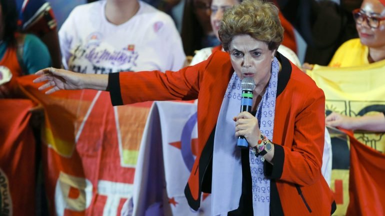 Dilma Rousseff respondeu que não está preocupada com a questão, porque &quot;nunca&quot; autorizou pagamentos não declarados a ninguém