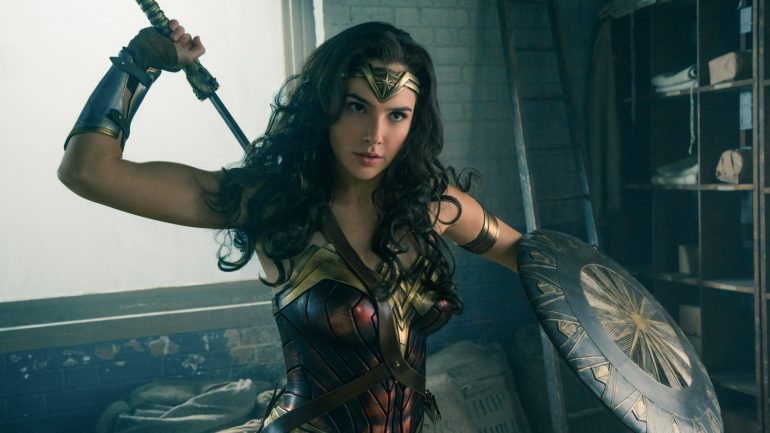 Gald Gadot como Wonder Woman. Veja aqui imagens de outras novidades reveladas na Comic Con