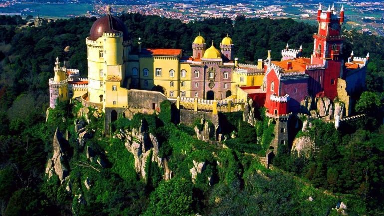 O número de visitantes aos Parques de Sintra aumentou 14% nos primeiros seis meses de 2016
