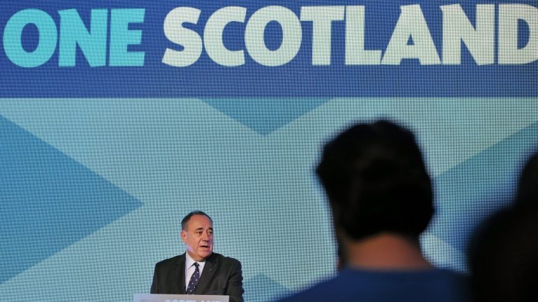 Alex Salmond, ex-chefe do governo da Escócia e antigo líder do Partido Nacionalista Escocês
