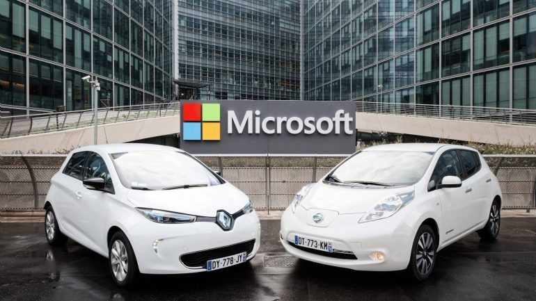Renault e Nissan juntaram-se à Microsoft para optimizar os sistema de infoentretenimento a bordo
