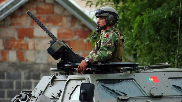 Atualmente estão 189 militares na KFOR (Kosovo Force), que serão rendidos durante este mês