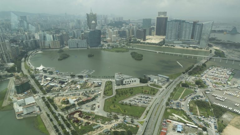 Segurança Social vê duplicadas as contribuições obrigatórias, em Macau