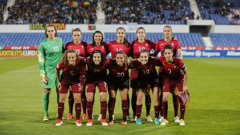 Seleção feminina apurou-se pela primeira vez para uma fase final de um Europeu