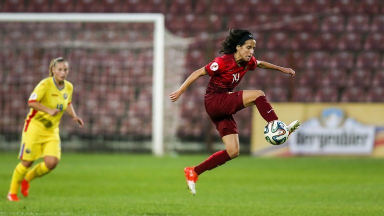 Dolores Silva é uma das jogadoras da Seleção Portuguesa com mais internacionalizações e agora chega, pela primeira vez, a uma fase final