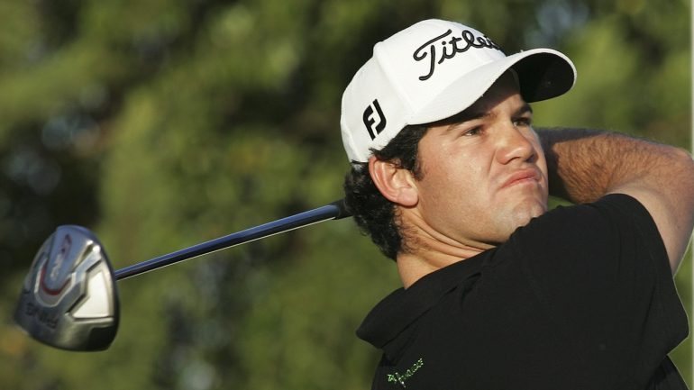 Ricardo Melo Gouveia, golfista, fica em 32º no arranque do Open África do Sul.