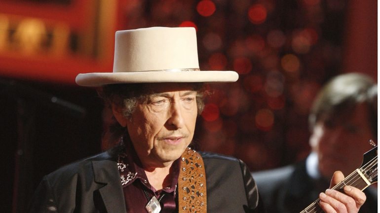 Anúncio da vitória de Bob Dylan foi a 13 de outubro