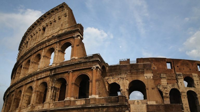 O Coliseu foi um dos monumentos analisado com mais cuidado depois dos últimos sismos. Não houve registos de danos significativos