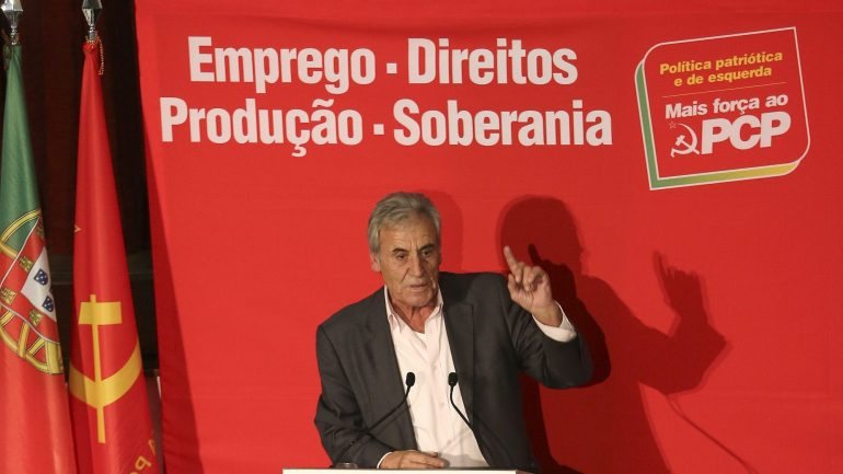 Jerónimo de Sousa fala de possíveis acordos pré-eleitorais mas reforça que concorre sozinho, sem excepções