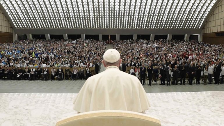 O Papa deverá estar em Portugal a 13 de maio de 2017, por ocasião do centenário das aparições