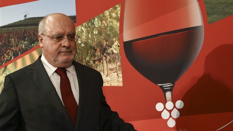 Com 240 mil hectares de vinha plantada, Portugal produz 700 milhões de litros de vinho