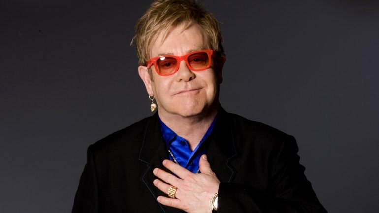 Elton John regressa a Portugal para um concerto no Meo Arena no domingo
