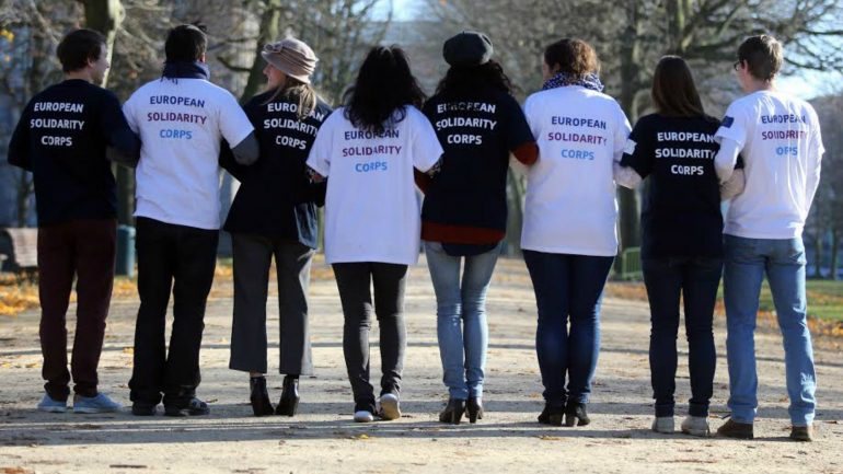 Corpo Europeu de Solidariedade visa responder às necessidades de comunidades vulneráveis