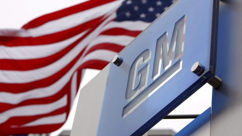 Os grupos do setor automóvel Ford e Fiat Chrysler também anunciaram recentemente que vão reforçar o seu investimento em território norte-americano