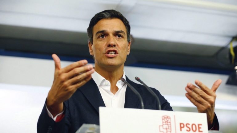 Pedro Sánchez é novamente secretário-geral do PSOE