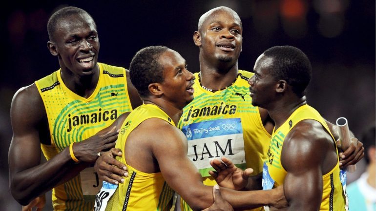 Bolt ficou sem o ouro conquistado em 2008 em Pequim, na estafeta 4x100 metros, porque Nesta Carter acusou doping