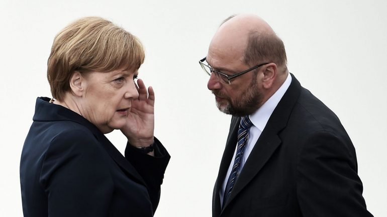 Martin Schulz anunciou a sua candidatura depois de Sigmar Gabriel, também do SPD e atual vice-primeiro-ministro, ter dito que não se candidatava