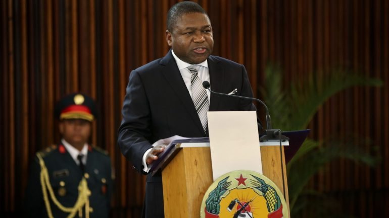 Moçambique atravessa uma crise política que opõe o Governo e a principal força de oposição e o centro do país tem sido assolado por conflitos militares entre as Forças Defesa e Segurança e o braço armado Renamo