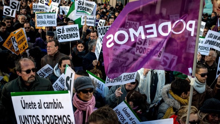 Rajoy criticou Podemos e Podemos decide que caminho seguir: à esquerda ou muito à esquerda