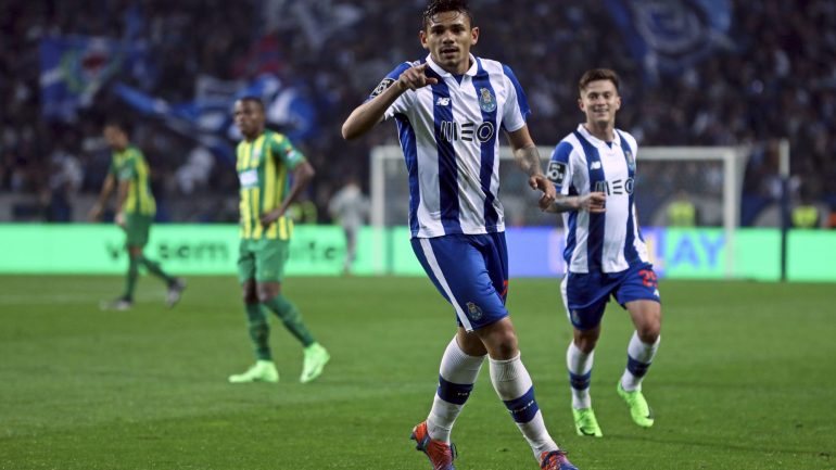 Já lhe chamam o novo Hulk e a verdade é que continua a cumprir: Soares leva três jogos a marcar pelo FC Porto