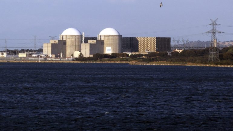 &quot;Reatores nucleares com mais de 40 anos são um risco inaceitável&quot;