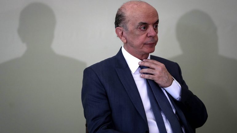 Com a sua demissão, o secretário-geral do Itamaraty, Marcos Galvão, deverá ocupar o lugar até que um novo ministro seja nomeado pelo Presidente brasileiro