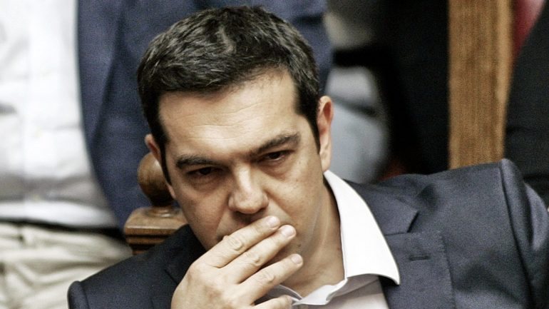 Nada que perturbe o primeiro-ministro Alexis Tsipras, que mostrou confiança publica numa viragem de página da economia grega