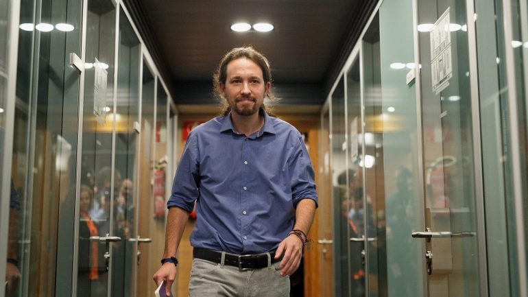 Pablo Iglesias, que lidera o Podemos desde a sua fundação em 2014, foi re-eleito em fevereiro