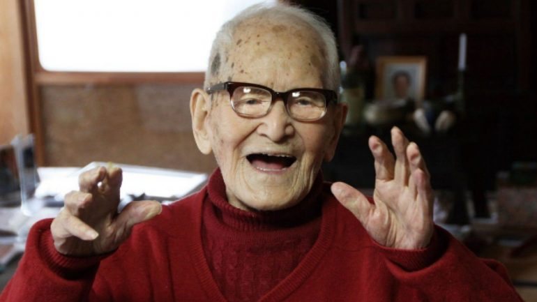 Jiroemon Kinura morreu em 2013 e entrou para o Guiness como o homem mais velho do mundo