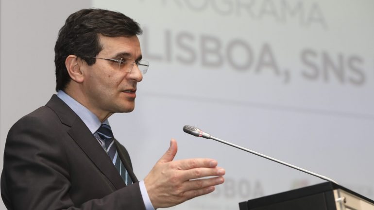 A sugestão desta medida foi deixada ao ministro, pela presidente da Associação Portuguesa das Famílias Numerosas