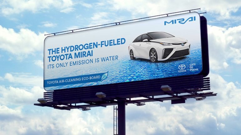 A Toyota produziu o primeiro painel de publicidade exterior capaz de absorver poluentes, como os óxidos de nitrogénio