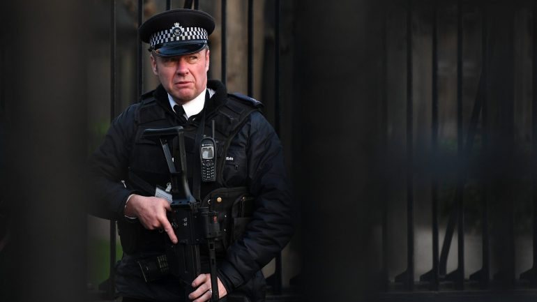 O atentado de Londres fez cinco mortos e 40 feridos