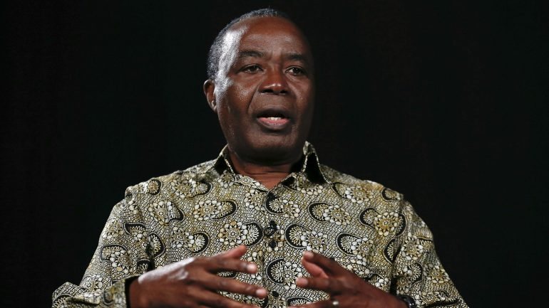 Marcolino Moco foi primeiro-ministro de Angola entre 1992 e 1996, tendo passado a secretário da CPLP nos quatro anos seguintes