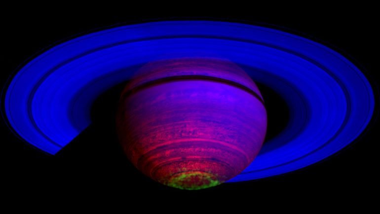 A NASA vai ter que decidir qual a melhor maneira de terminar a missão a Saturno, uma vez que a Cassini já não tem muito combustível