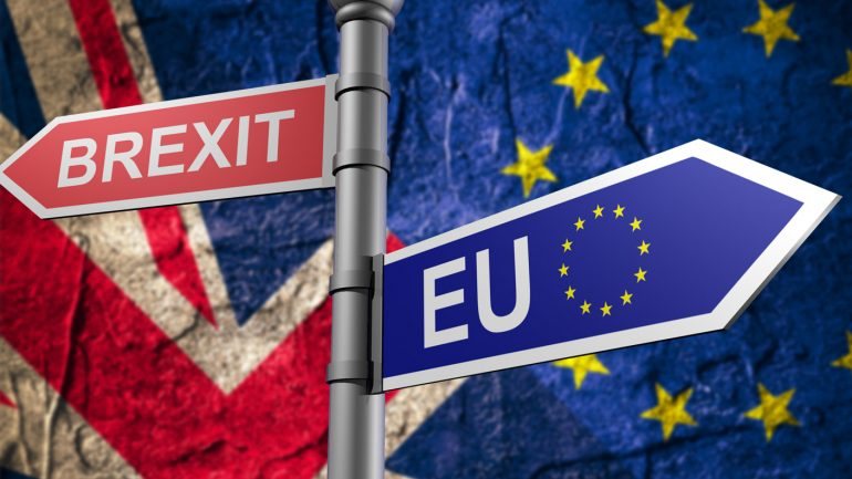 O Reino Unido sai da União Europeia, mas os fabricantes estão unidos na decisão de serem compensados pelos prejuízos que se aproximam