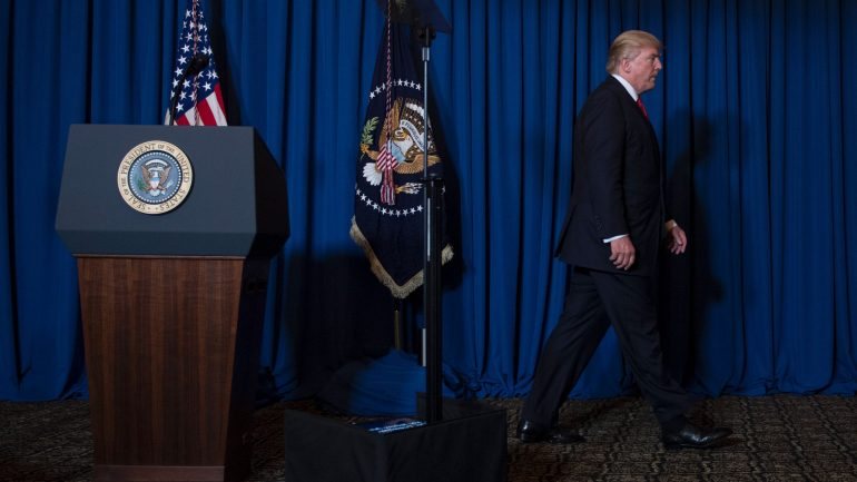 Donald Trump anunciou o ataque durante uma conferência de imprensa