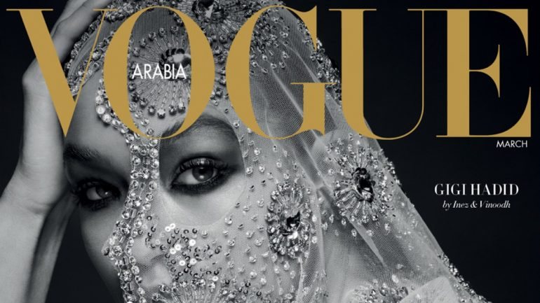 A primeira edição da Vogue da Arábia Saudita saiu em março passado