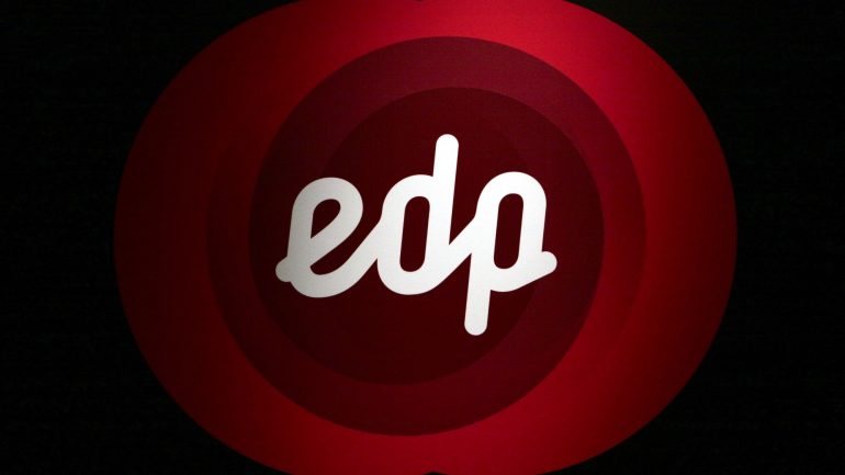 Em 27 de março, a EDP anunciou o lançamento de uma OPA sobre a EDP Renováveis
