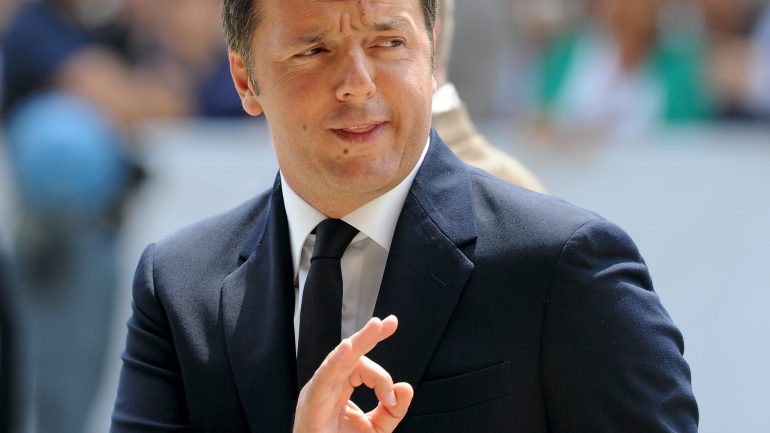 Matteo Renzi vai lutar pelo regresso à liderança do governo italiano nas eleições de 2018