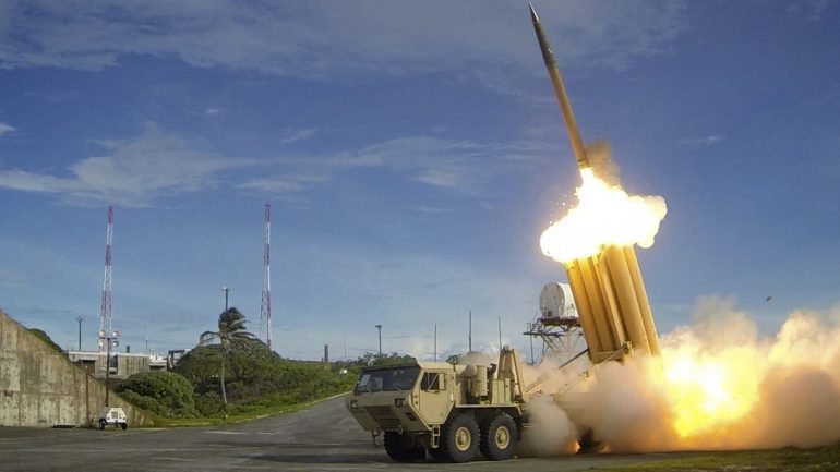 A instalação deste sistema foi decidida por Seul e Washington em julho, na sequência de repetidos testes com mísseis da Coreia do Norte