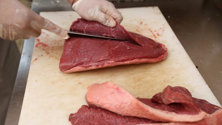 Resultados laboratoriais apuraram que não há risco para a saúde pública no que respeita à carne que já entrou.