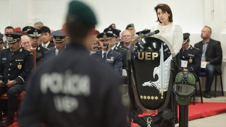 A ministra falava na cerimónia comemorativa do 9.º aniversário da Unidade Especial de Polícia, em Belas, Sintra