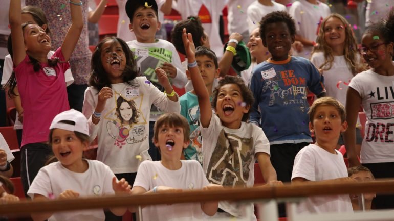O Benfica promove o projeto de inclusão escolar &quot;Benfica faz o bem&quot;