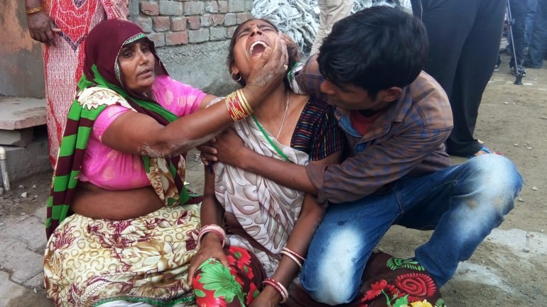 O acidente deu-se em Bharatpur, no estado indiano de Rajasthan, a cerca de 200 quilómetros de Nova Dheli