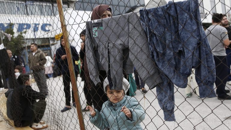 Dos cerca de 62 mil refugiados que estão atualmente na Grécia apenas 14.500 podem ser encaminhados para outros países