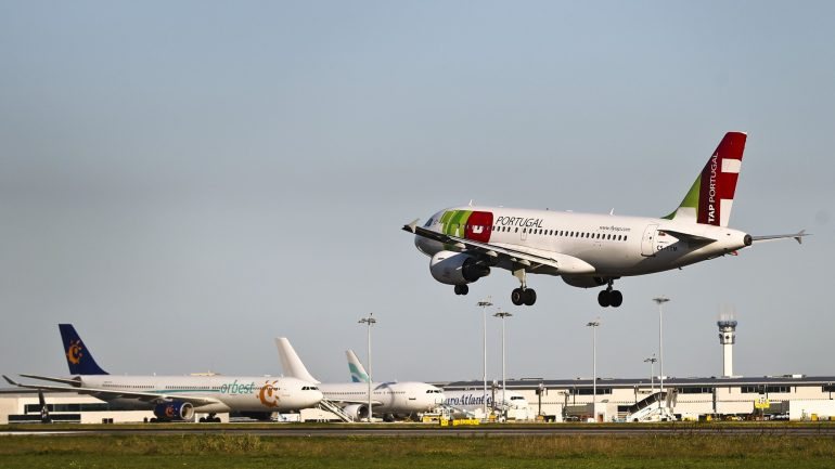 A ponte aérea entre Lisboa e o Porto contabilizou mais 6.926 passageiros do que no ano anterior